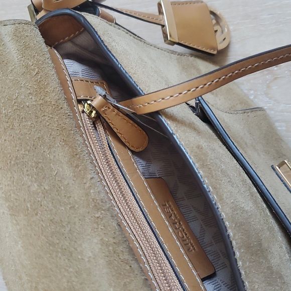 Michael Kors Romy Tan Leather Crossbody Bag - Picture 8 of 13